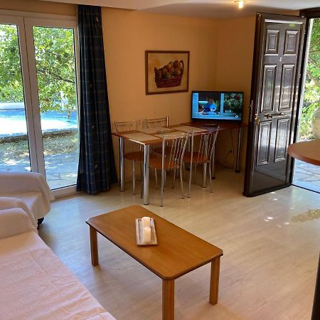 Aliki'S Comfortable Holiday Apartments-Great Location Nisaki  Extérieur photo