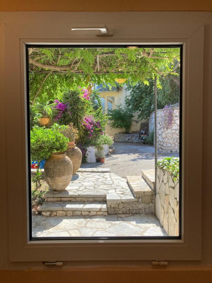 Aliki'S Comfortable Holiday Apartments-Great Location Nisaki  Extérieur photo